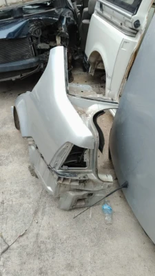2000-2005 model Volkswagen Bora gümüş gri sol arka çamurluk çıkma orjinal