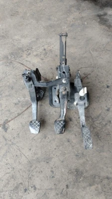 00-05 model Volkswagen Bora pedal takımı çıkma orjinal