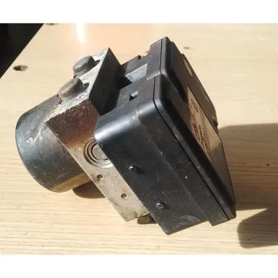 2003-2010 model Volkswagen Caddy Jetta Golf çıkma orjinal ABS beyni 1K0907379P