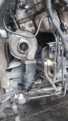 Audi Q5 2.0 tdı cgl turbo çıkma