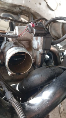 Audi Q5 2.0 cgl çıkma orijinal gaz kelebeği