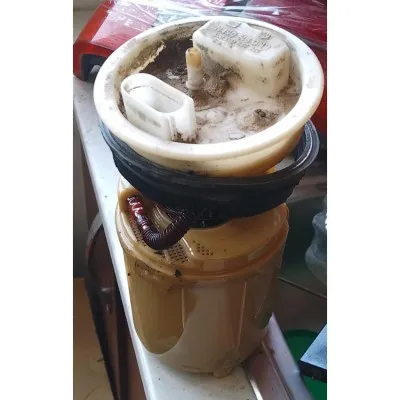 Volkswagen Polo çıkma orjinal depo Samandırası çıkma orjinal 6N0919051N