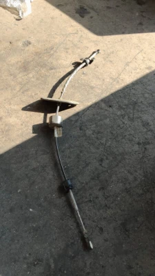 Volkswagen Transporter T5 otomatik vites halatı çıkma orjinal 7H1713265A