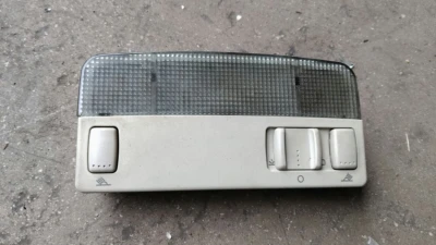 2004 model Seat Ibiza tavan lambası çıkma orjinal 3B0947105C
