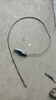 2004 model Seat Ibiza motor kaput açma kolu ve teli çıkma orjinal 1j1823633
