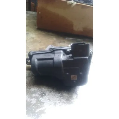 Audi Q7 3.0 tdı gaz kelebeği çıkma orjinal