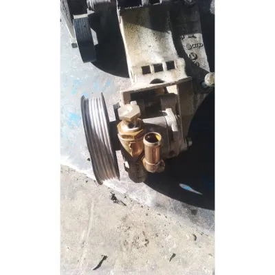 Volkswagen Transporter T5 1.9 tdı çıkma orjinal power kasnağı ve direksion poveri 038145255B