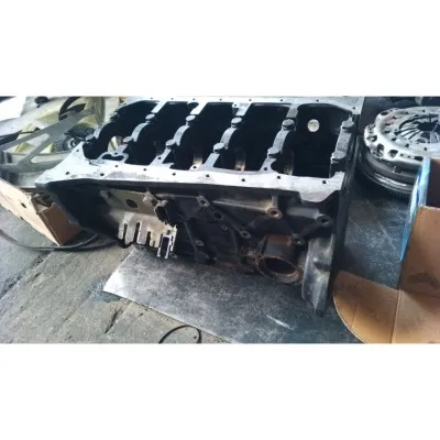 Volkswagen volt LT 35 2.5 tdı 5 silindir çıkma orjinal motor bloğu