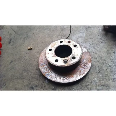 Volkswagen volt LT 35 sağ ön disk çıkma orjinal