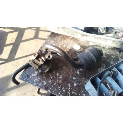 Volkswagen crafter 2.5vl tdi çıkma orjinal direksiyon pompası ve direksiyon yağ bidonu